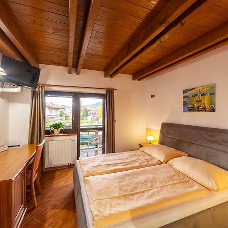 Hotel El Greco Roznov pod Radhostem Bagian luar foto