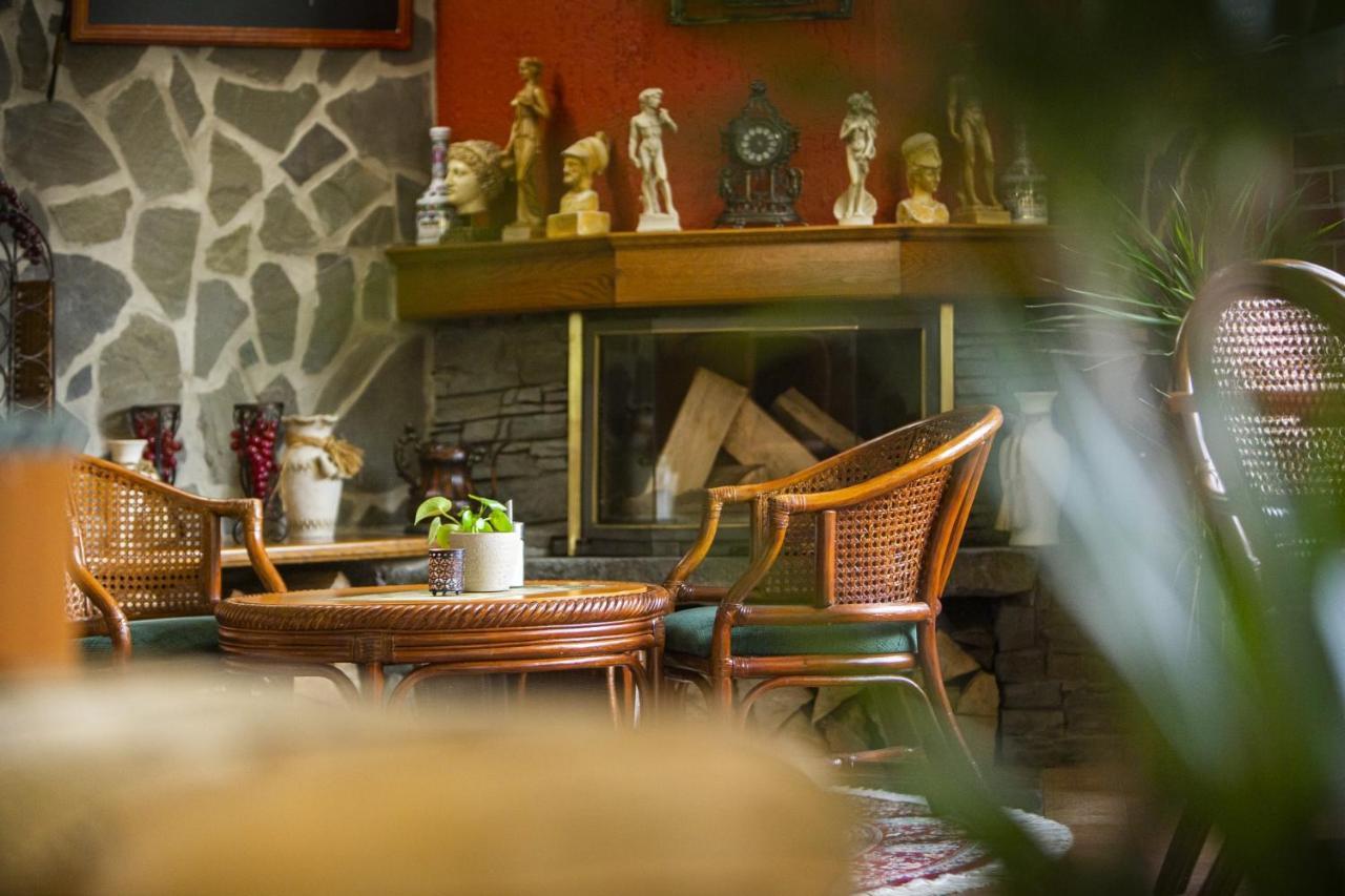 Hotel El Greco Roznov pod Radhostem Bagian luar foto