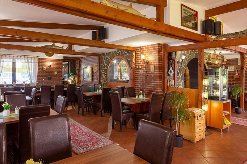 Hotel El Greco Roznov pod Radhostem Bagian luar foto