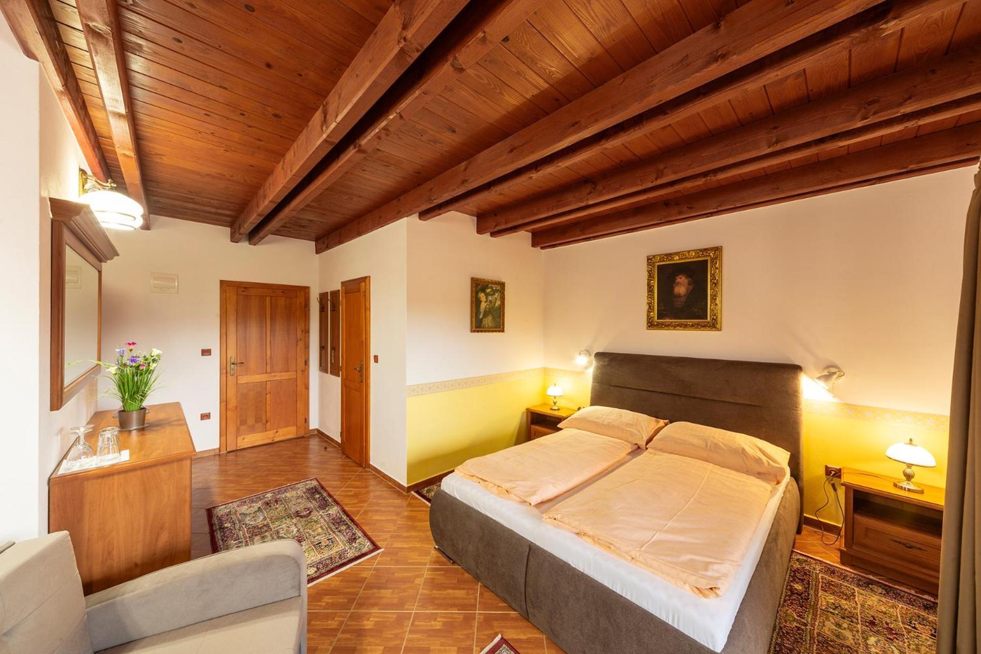 Hotel El Greco Roznov pod Radhostem Bagian luar foto